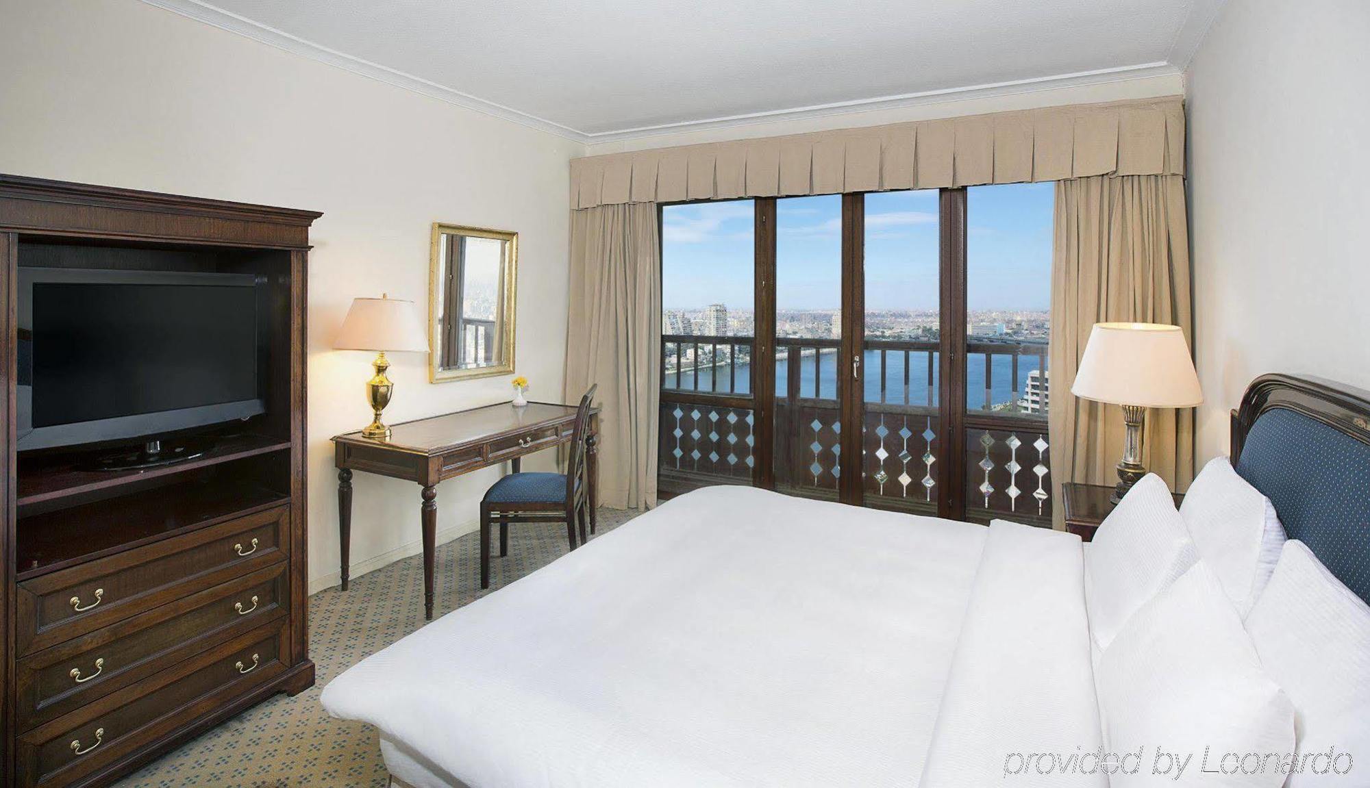 Hotel World Trade Center & Residences