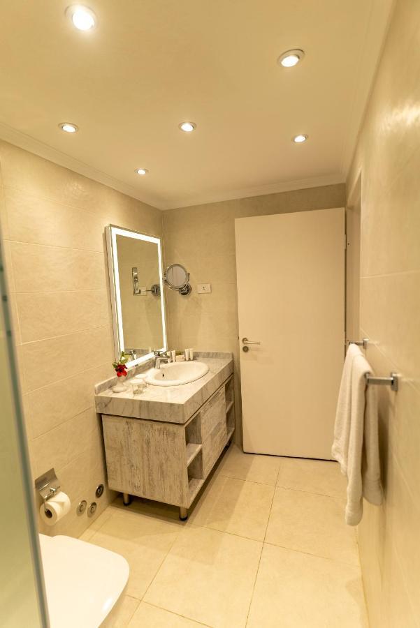 Hotel World Trade Center & Residences 4*