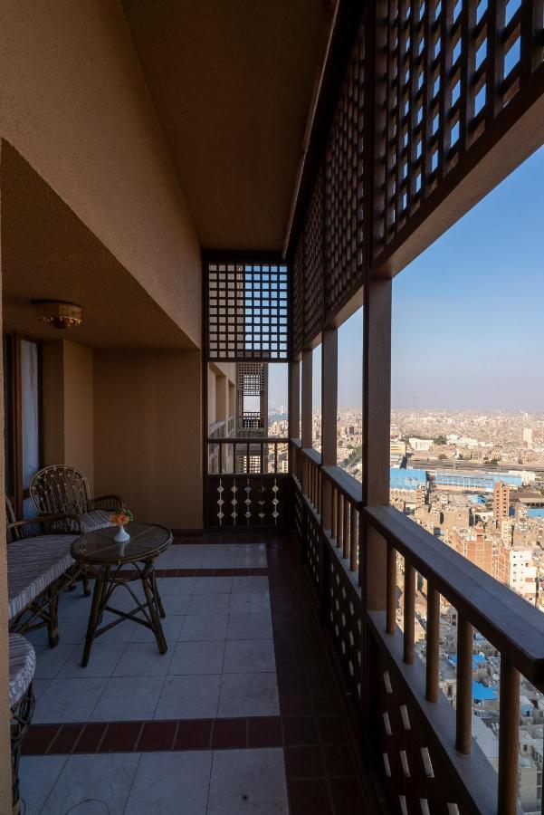 Hotel World Trade Center & Residences 4*